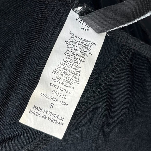 Kenneth Cole New York One Piece Swimsuit sz S * Black Cage Front Halter Peekaboo - Picture 8 of 8